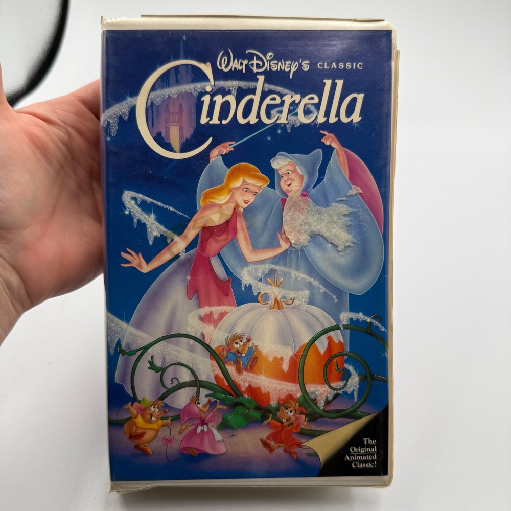 Walt Disney Classic Cinderella VHS Tape The Original Animated Classic‎